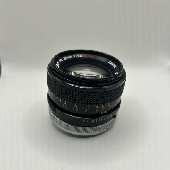 Canon Lens FD 50mm f1.4 S.S.C Made In Japan - Picture 5 of 5